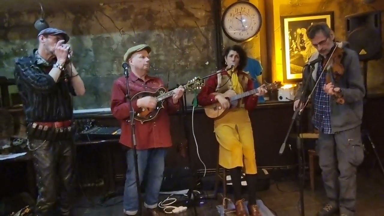 Dédé Macchabée - R Café 5/5