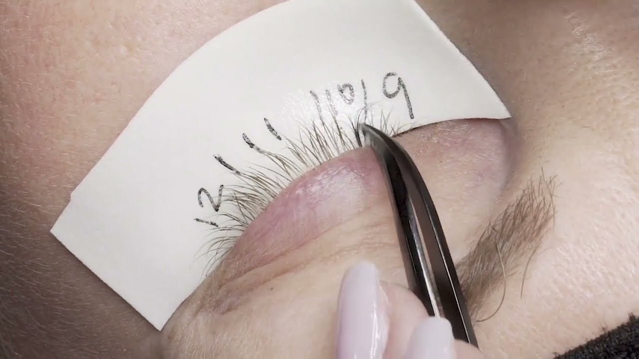 MEGA VOLUME TUTORIAL ON SHORT DAMAGED LASHES USING .03 |FULL REMOVAL|