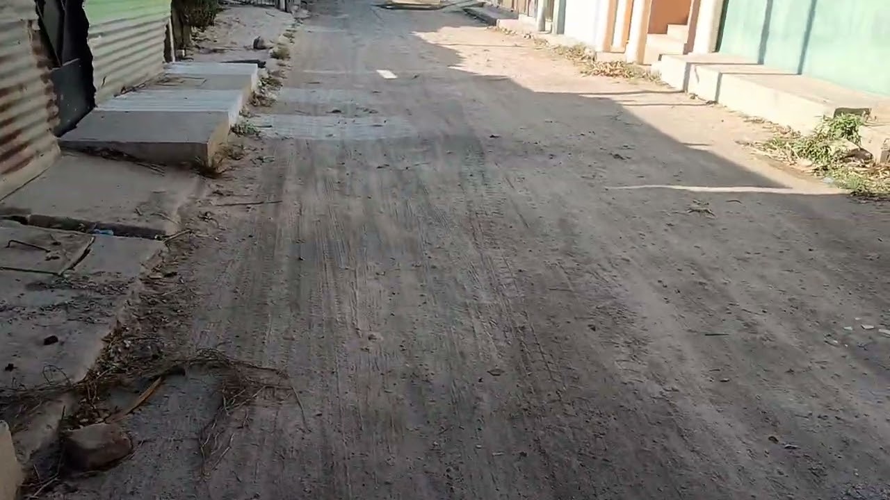 Colonia Agua Caliente en San Vicente, con sus calles y avenidas en situación precaria. 