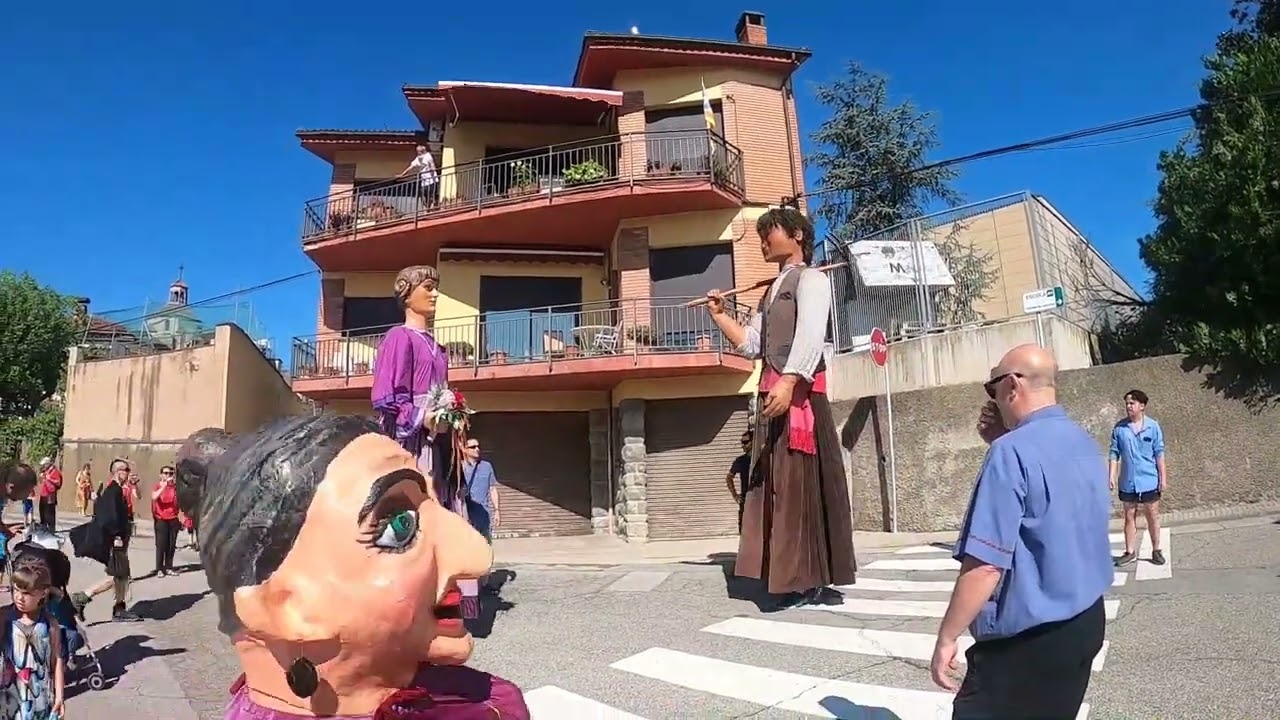 Presentaci&oacute; de la Geganta Mariona / Trobada Gegantera de Vinyoles (13/07/2025)