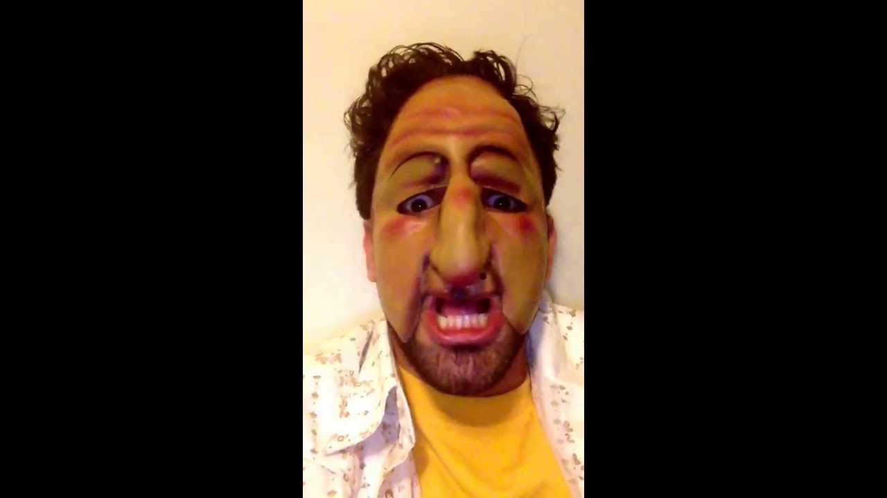 ואניה חוזר מהיער מצונן