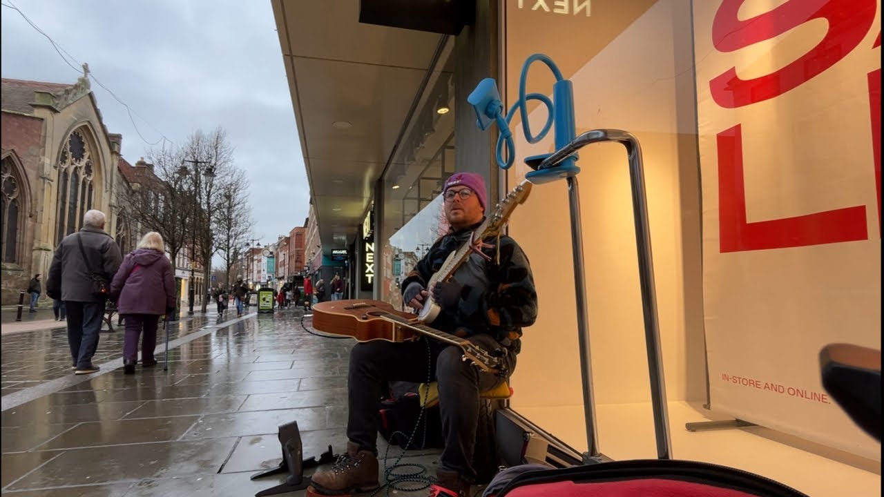 Bringing vibes to a rainy Worcester Highstreet, 11th January Livestream
