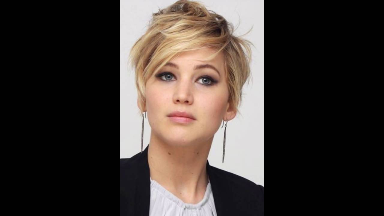Jennifer Lawrences Earrings with pixie cuts