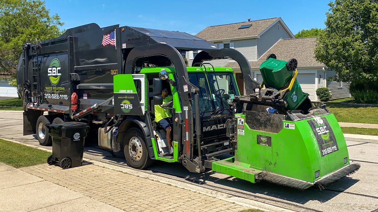 2 Fast SBC Waste Mack LR Curotto Can Garbage Trucks