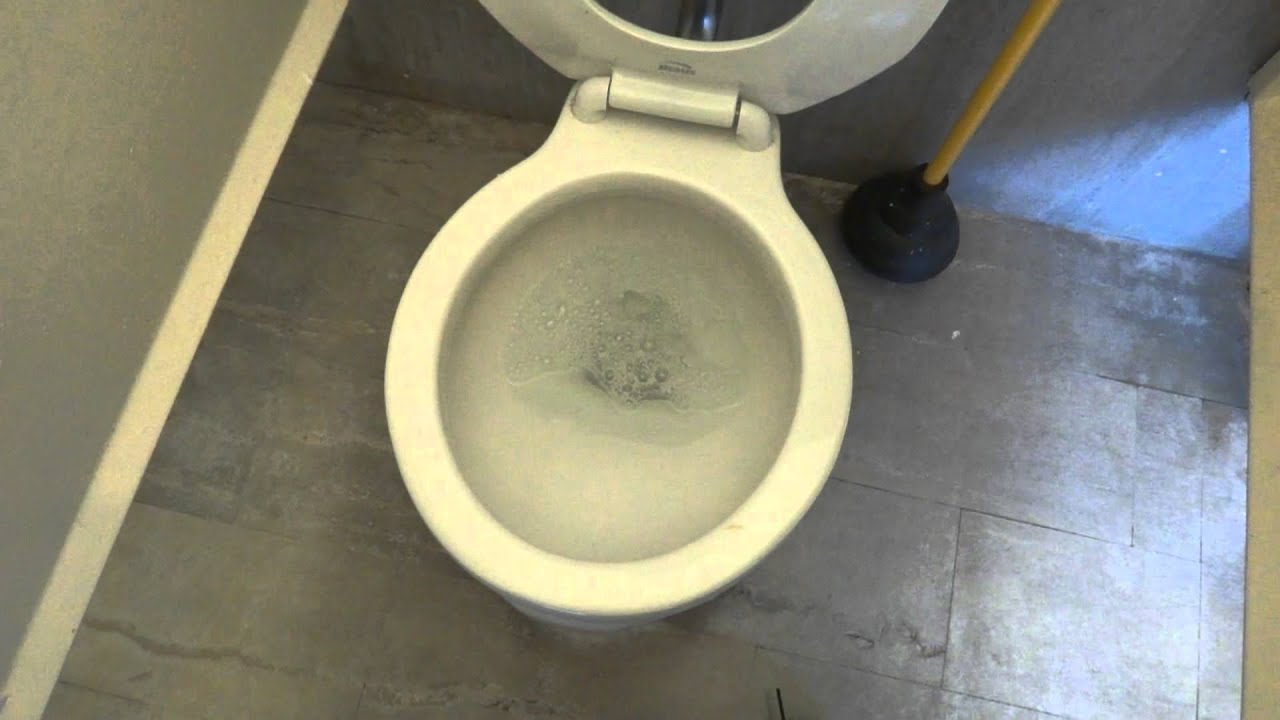 Bathroom Tour: Menard County Courthouse VINTAGE Speedway Toilet and Urinal?