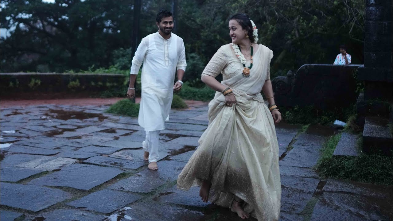 Temple bells, divine blessings… NAANE BHAGYAVANTA to walk this LIFE with YOU💞🧿