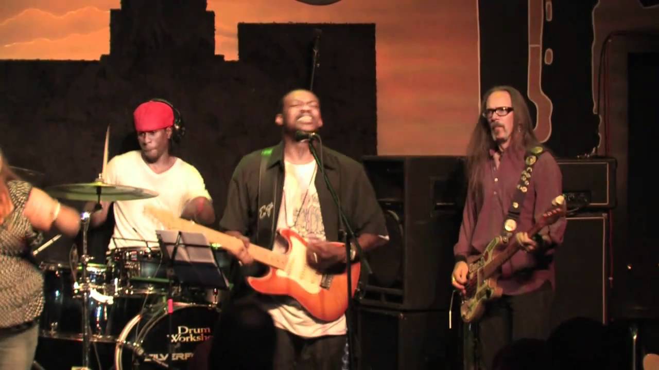 Eric Gales LIVE - Trouble