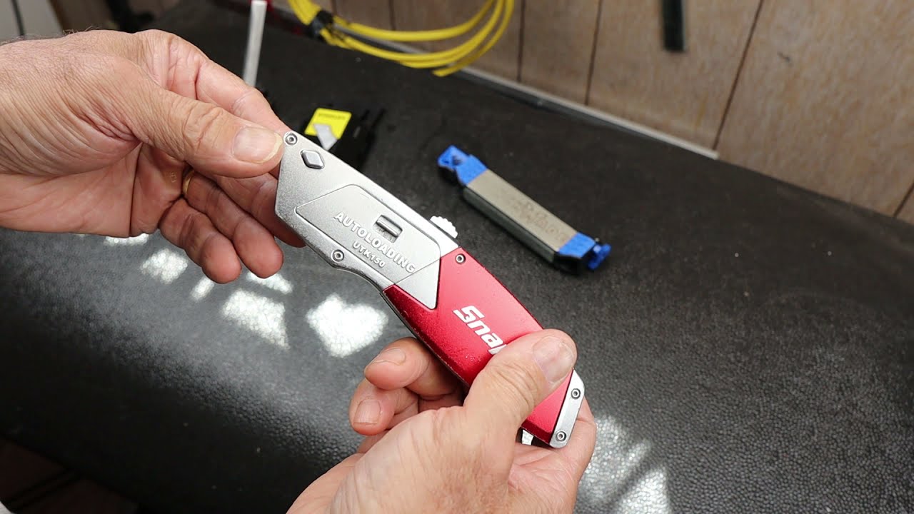 Snap On UTK150 Auto Loading Utility knife: I'd buy it again in a second!