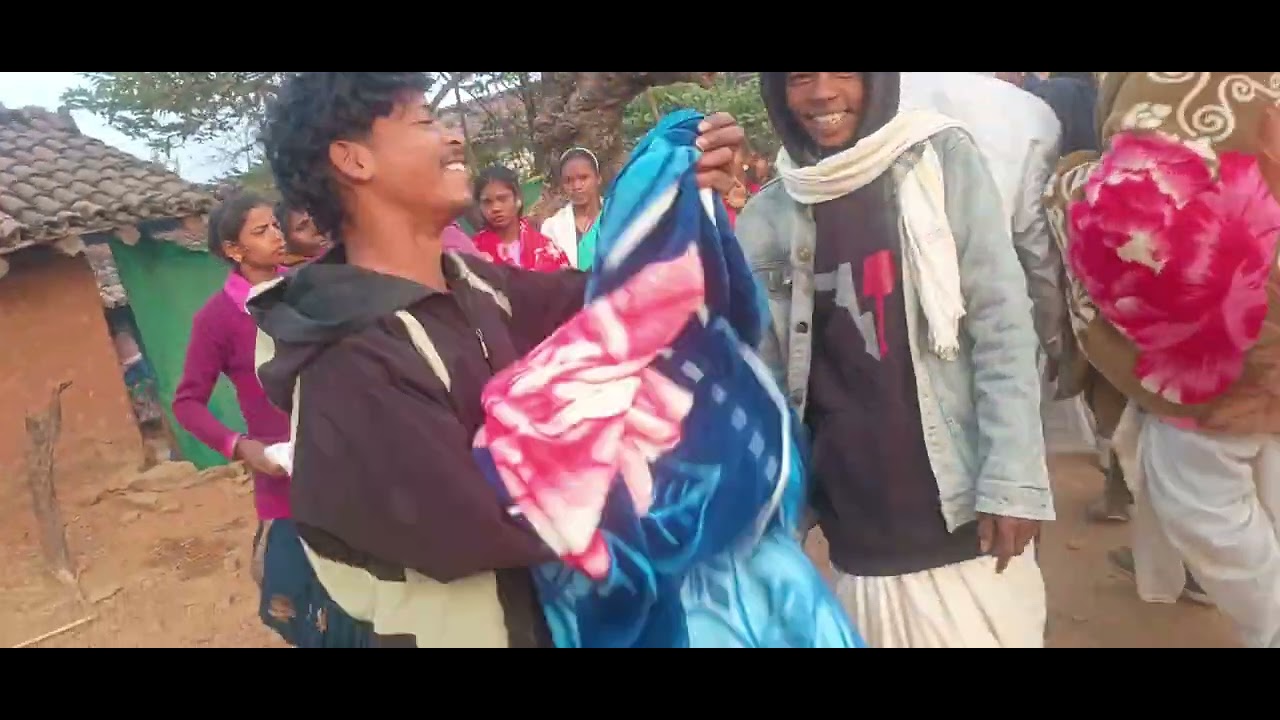 मागे अखाड़ा शानदार नाच देख सकते हैं हमारेकलाकार