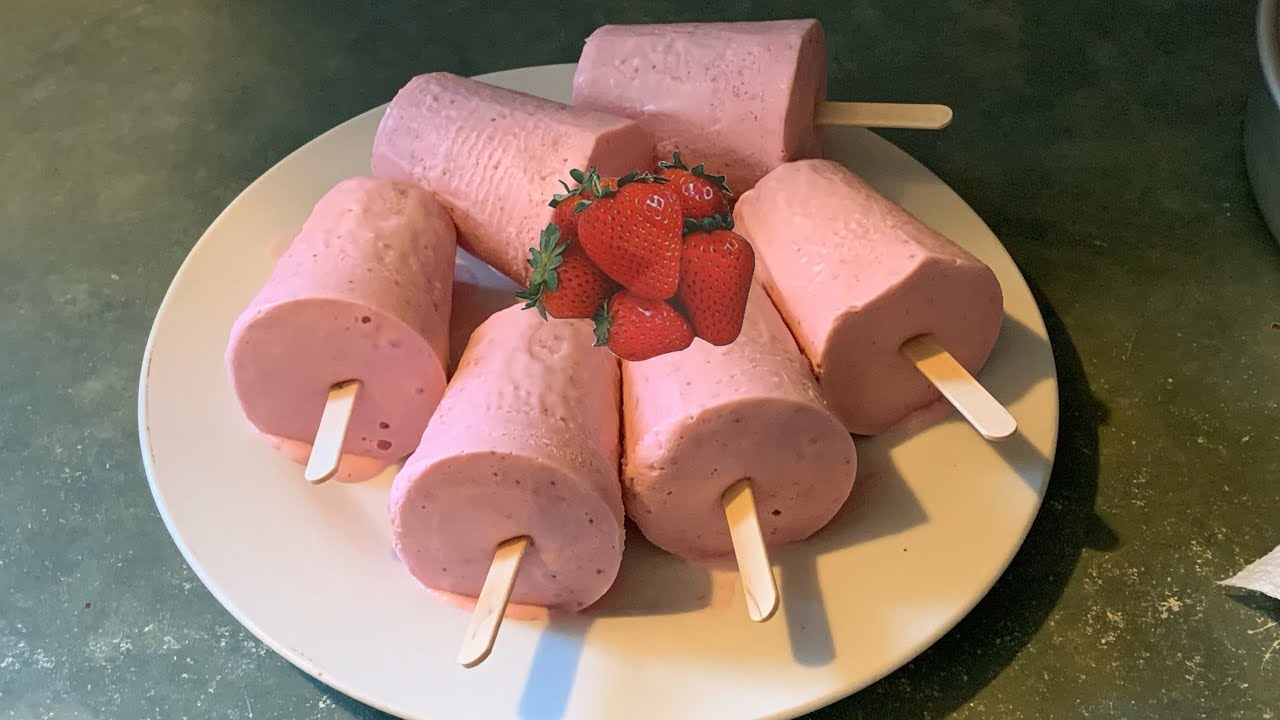 Paletas  heladas bien cremocitas de fresa súper deliciosas