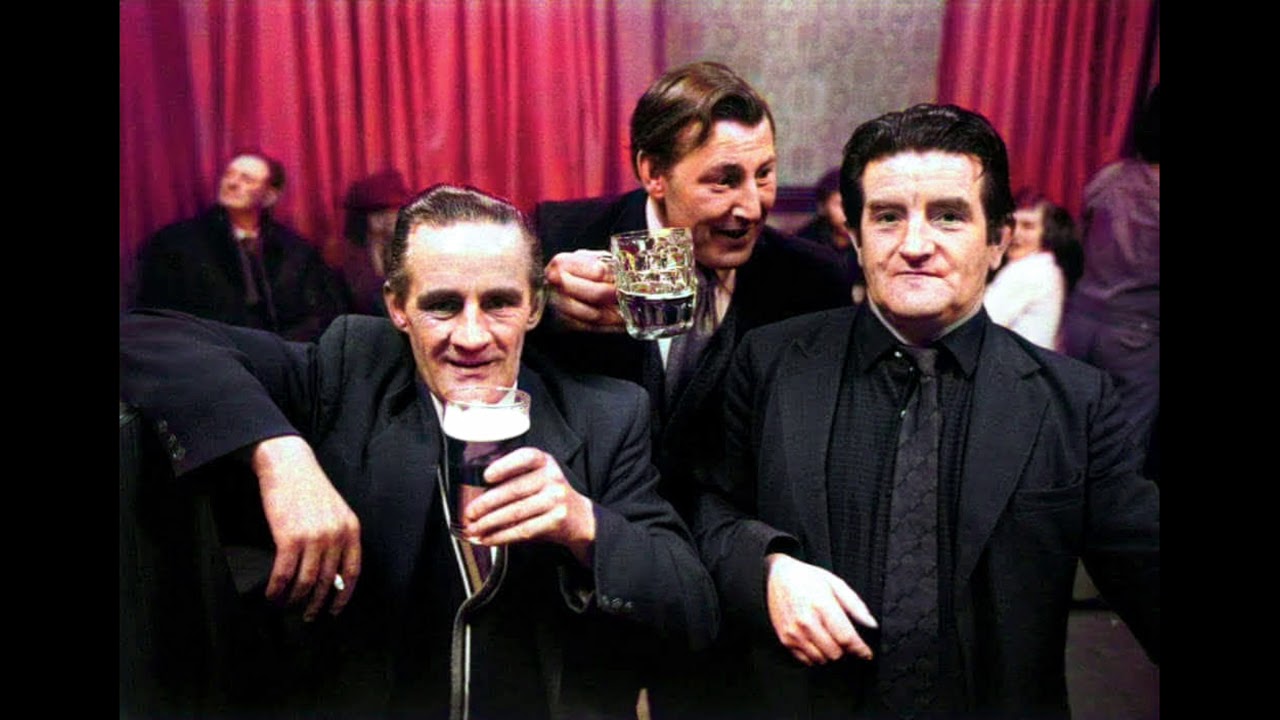 Hebburn and jarrow people in pubs and clubs in colour  part twenty one