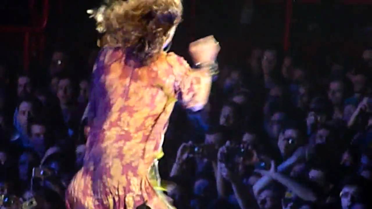 Aerosmith - Walk this way @ Paris Bercy
