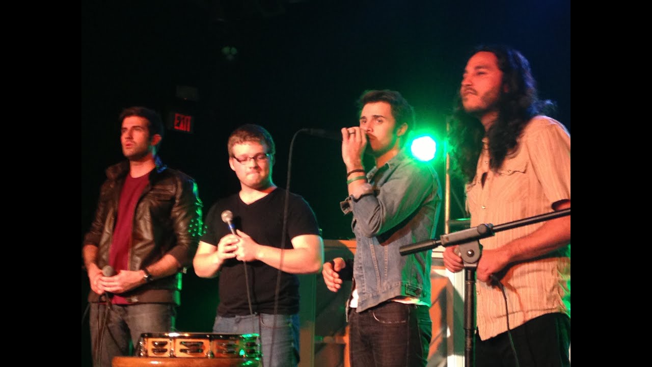 Kris Allen and band singing an acapella version of 