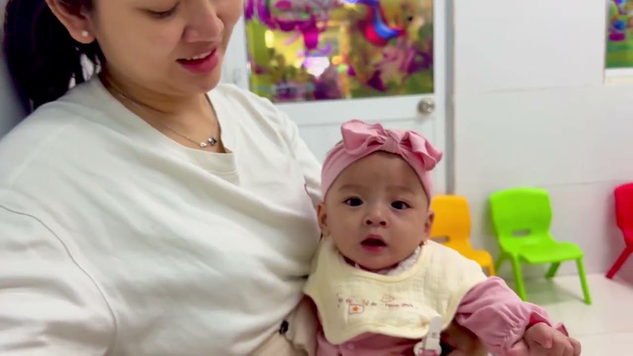 An Nhiên sau khi tiêm Vaccin.e ...