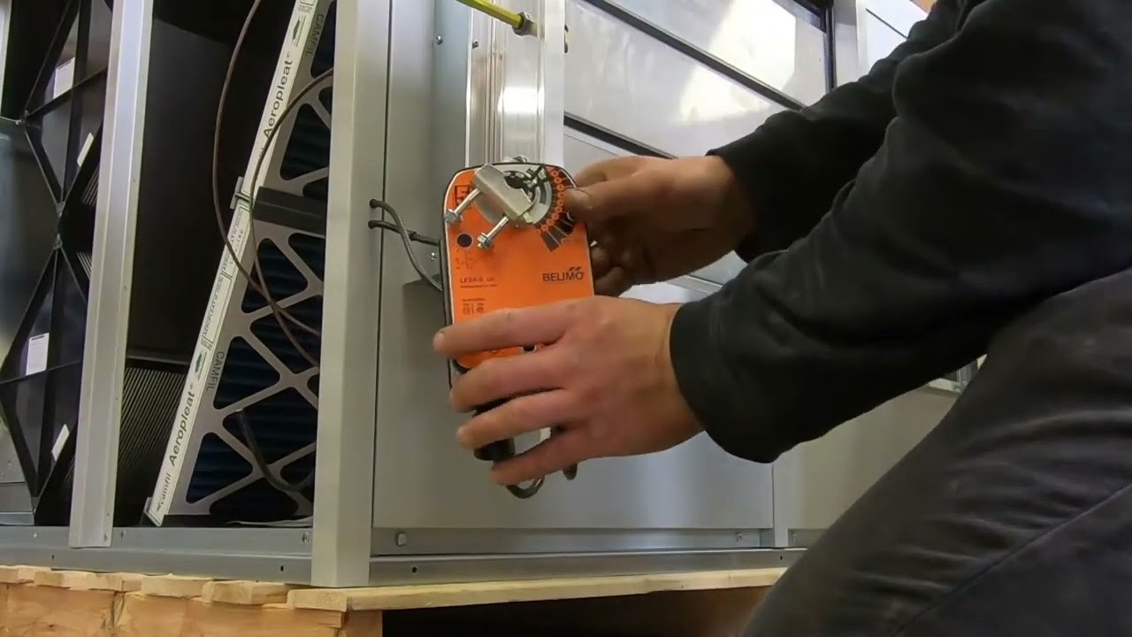 Sistem kerja damper actuator Belimo untuk enclosure generator