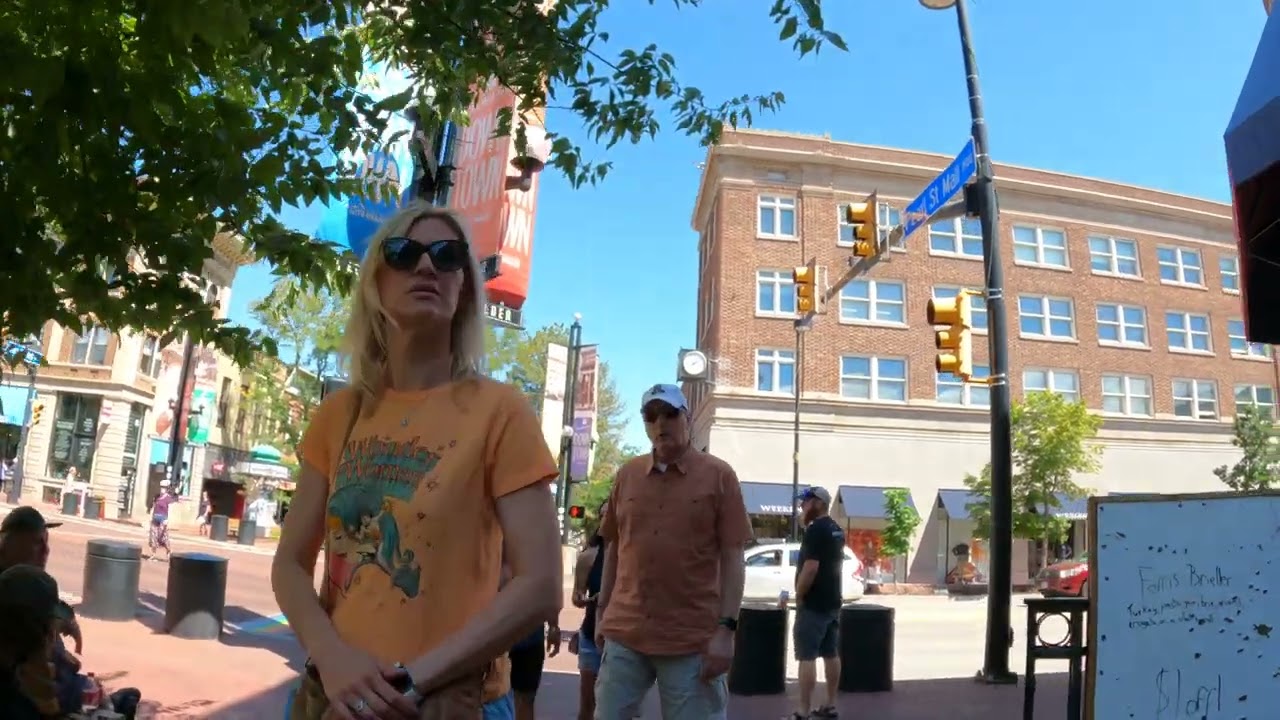 Pearl Street Mall Boulder, CO Walking Tour  4K