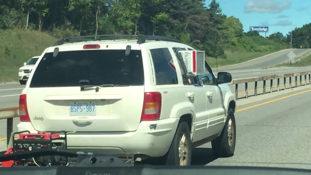 Hilarious Jeep with redneck air-conditioning