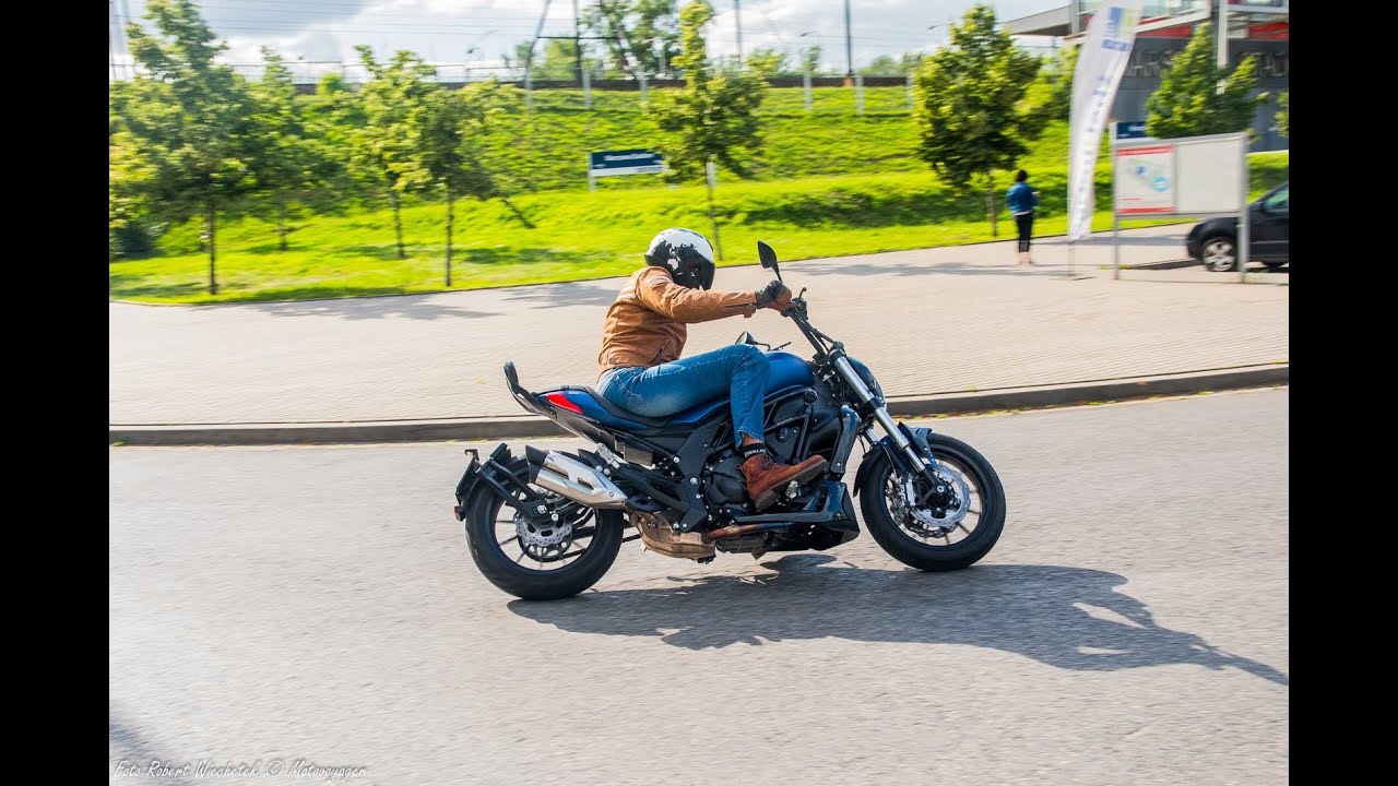 Benelli 502 C - mały Diavel? Testujemy cruisera na kat. prawa jazdy A2