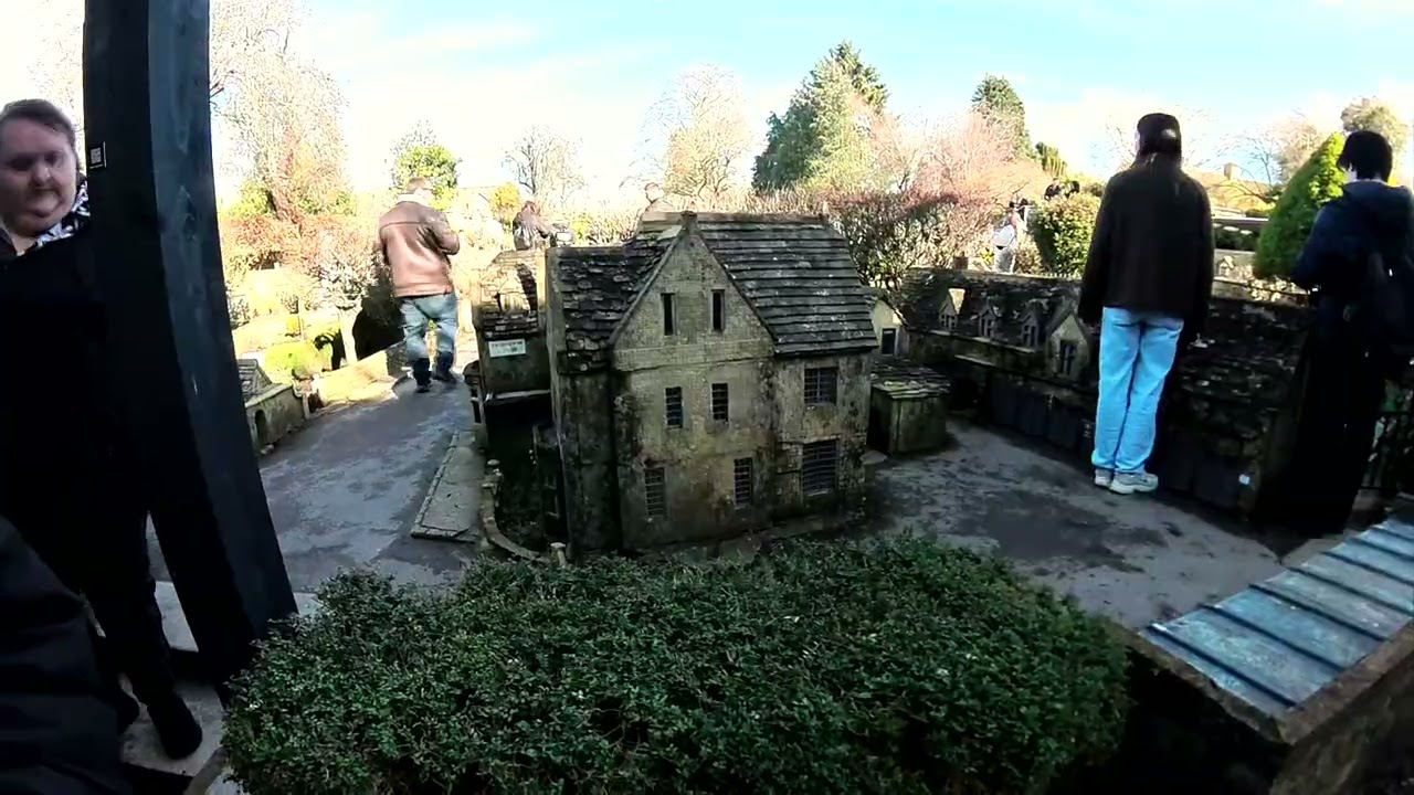 A Sunny Winter Day Walking Around The Village At Bourton On The Water