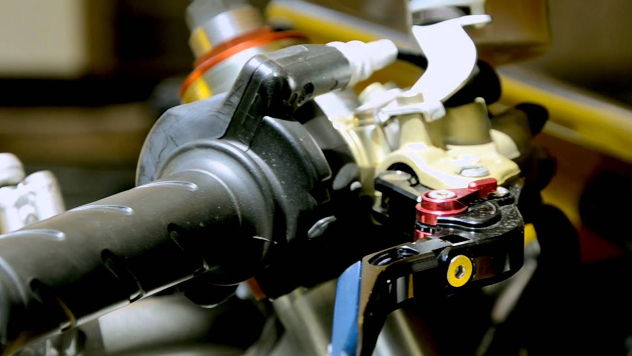 Ducati 748 Tribute