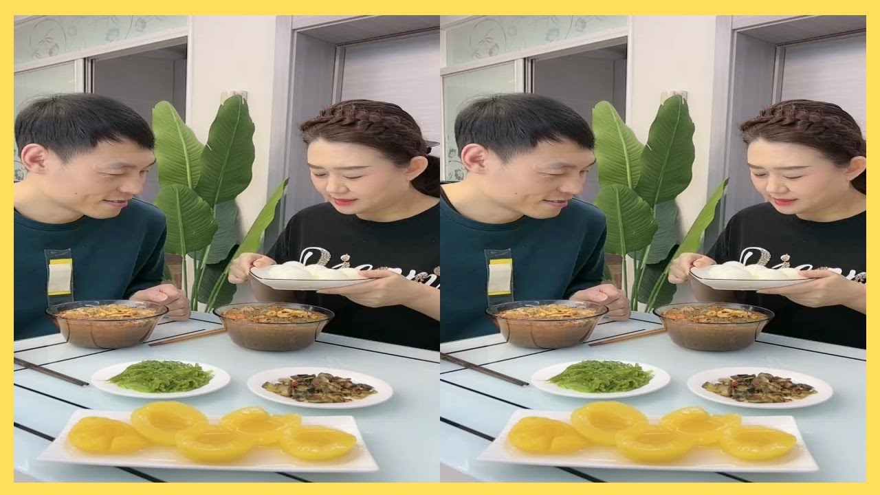 Eating Extravaganza: Husband vs. Wife in a Rib-tickling Food Fight! 🍔🌮 #laughs