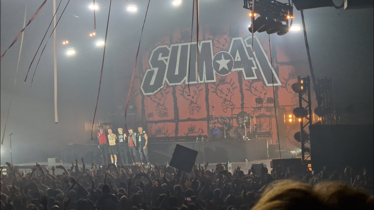 Sum 41 (Live) - Z&eacute;nith de Caen (Octobre 2024)
