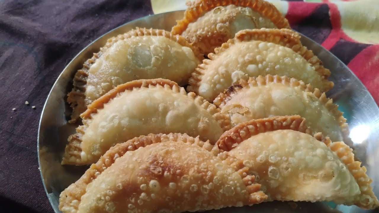  गुझिया रेसिपी मावा गुजिया होली की एक पारंपरिक और बेहद लोकप्रिय मिठाई है | home made #gujiyarecipe 