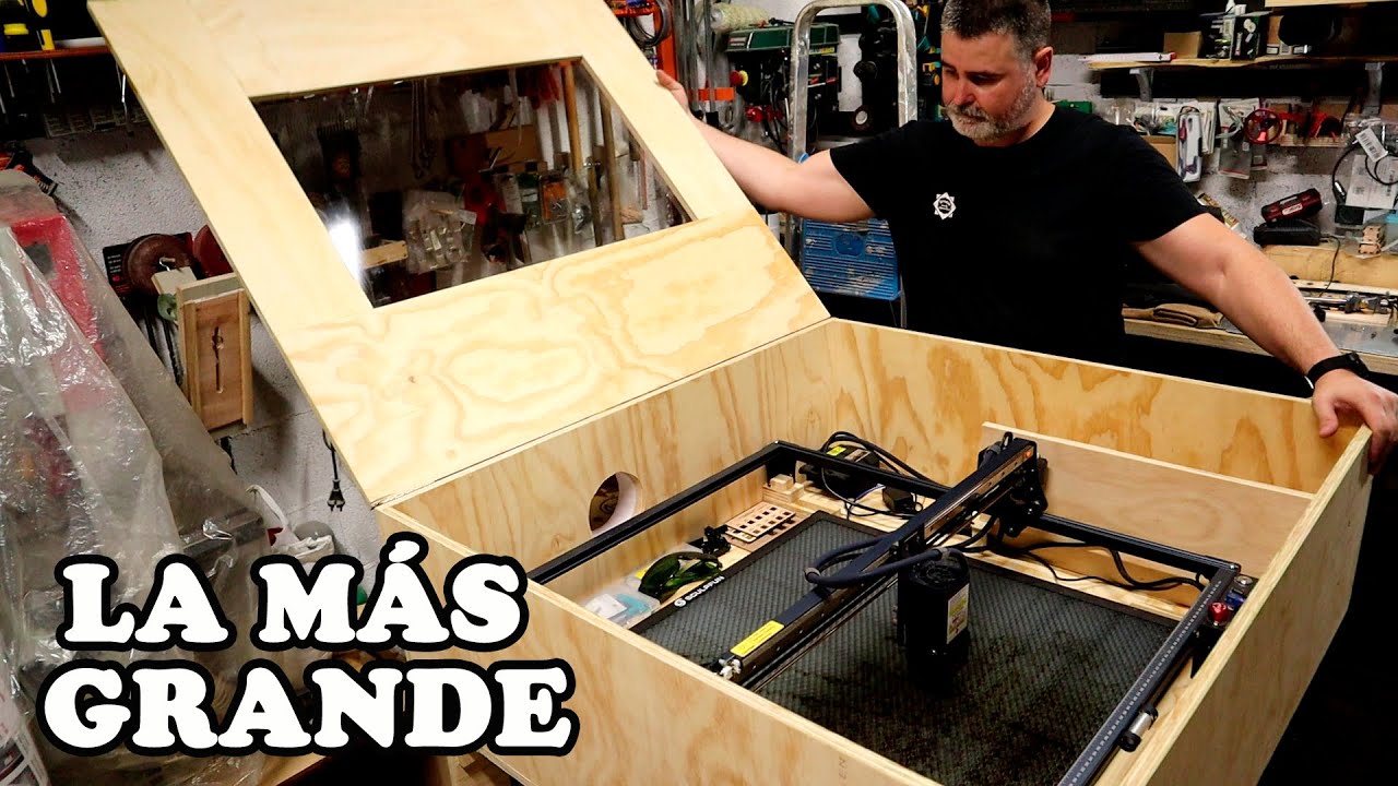 Caja casera con extractor de humos para láser CNC ¡Y ES ENORME!