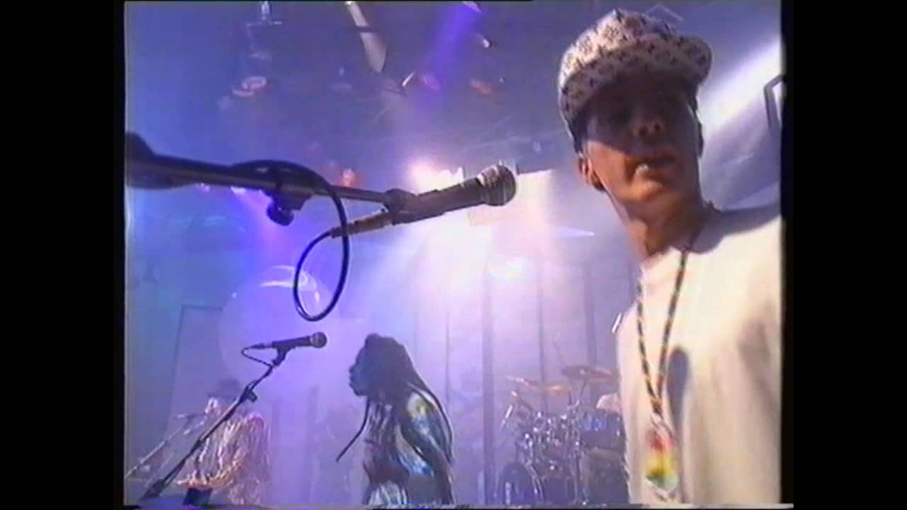 Big Audio Dynamite - Contact (Live 1989 Big World, Channel 4)