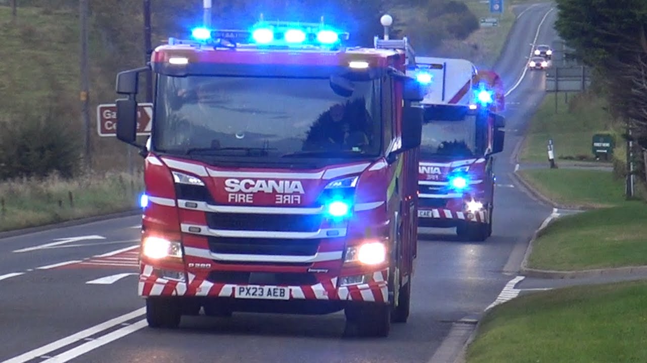 *RARE* Workington Pump & Carlisle East Turntable Ladder Responding! | Cumbria Fire & Rescue Service