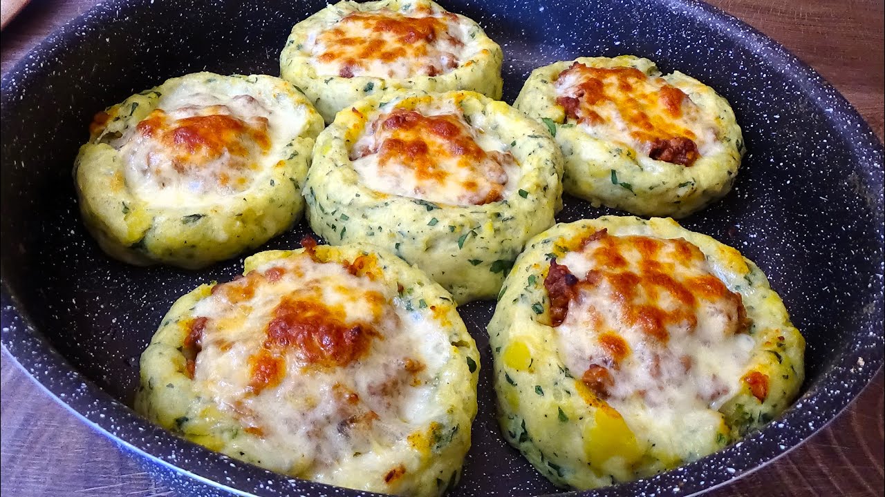 Картофельные гнезда с мясным фаршем. Простой и вкусный рецепт на обед или ужин!