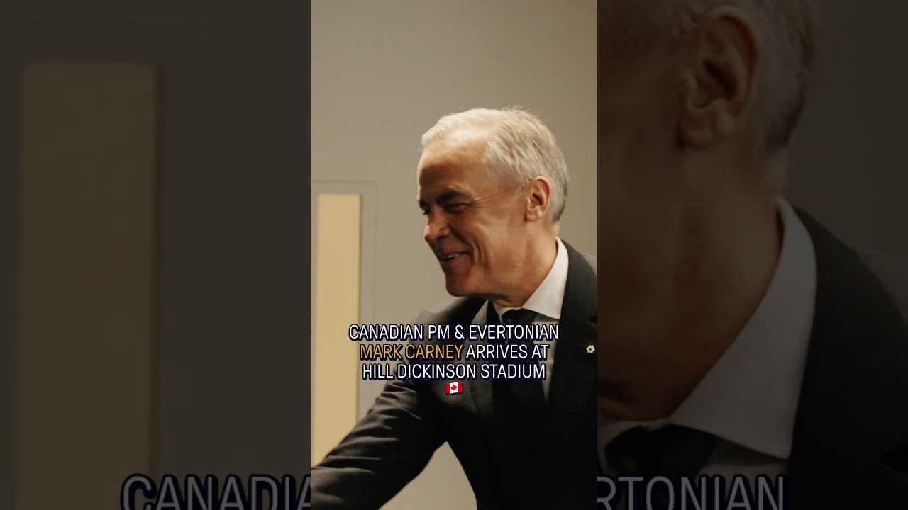 Canadian Prime Minister and Evertonian Mark Carney has arrived at Hill Dickinson Stadium! 🔵🏟️
