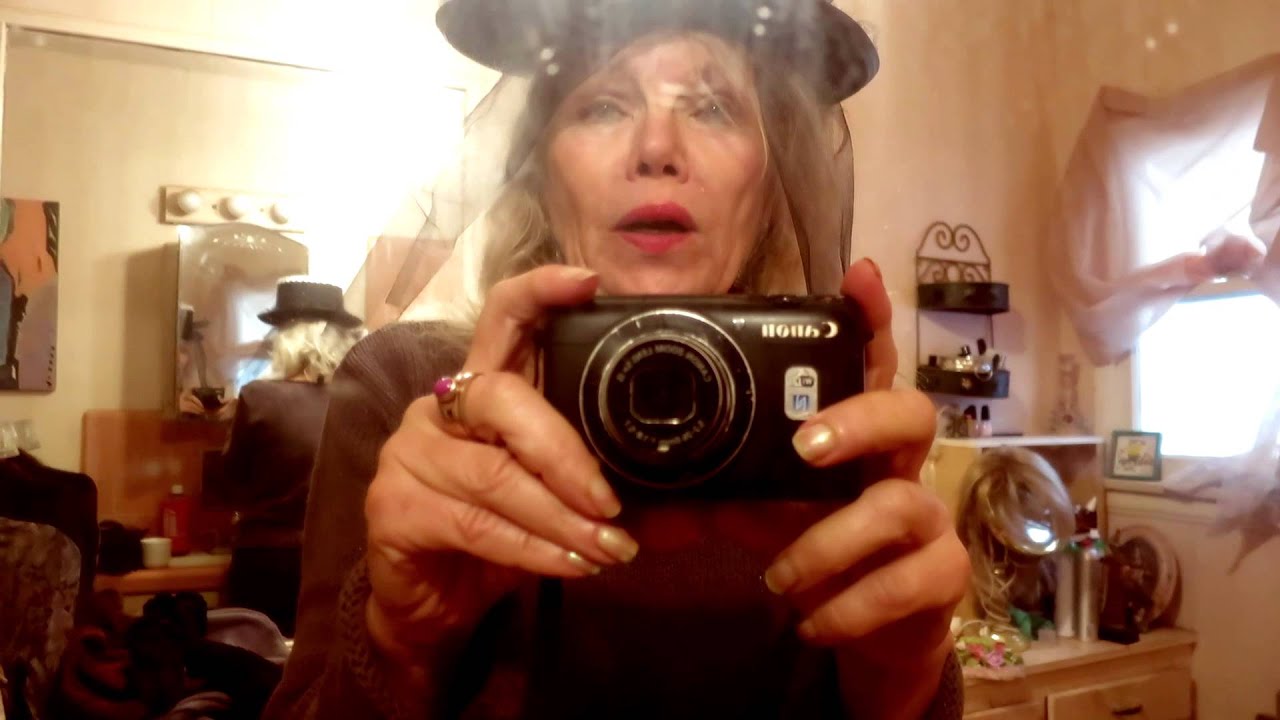 Hoarder Addiction - Too Much Stuff