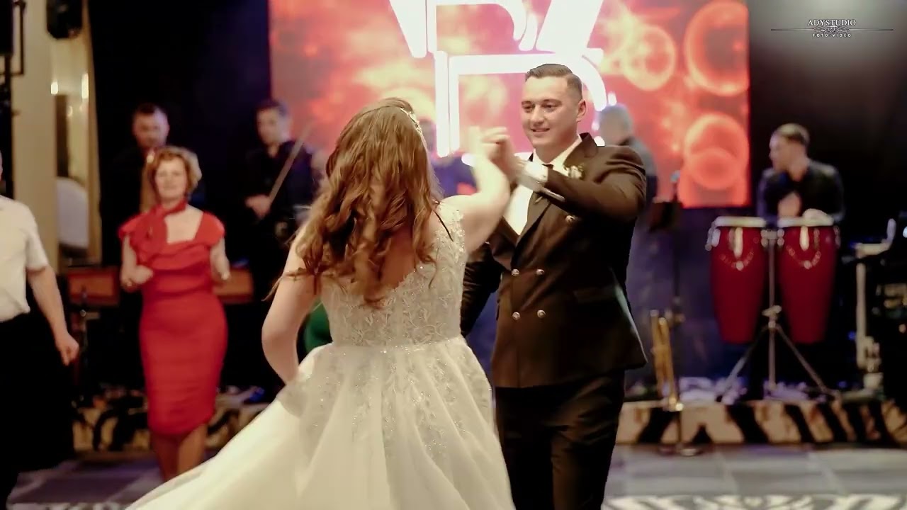 Trupa Versus Band Suceava(2023) - Nunta Adrian si Mirela. Program muzica usoara!