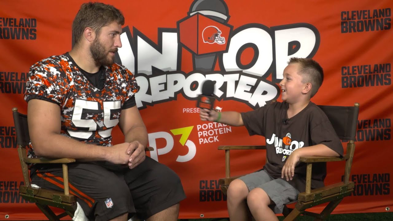 Junior Reporter with Alex Mack