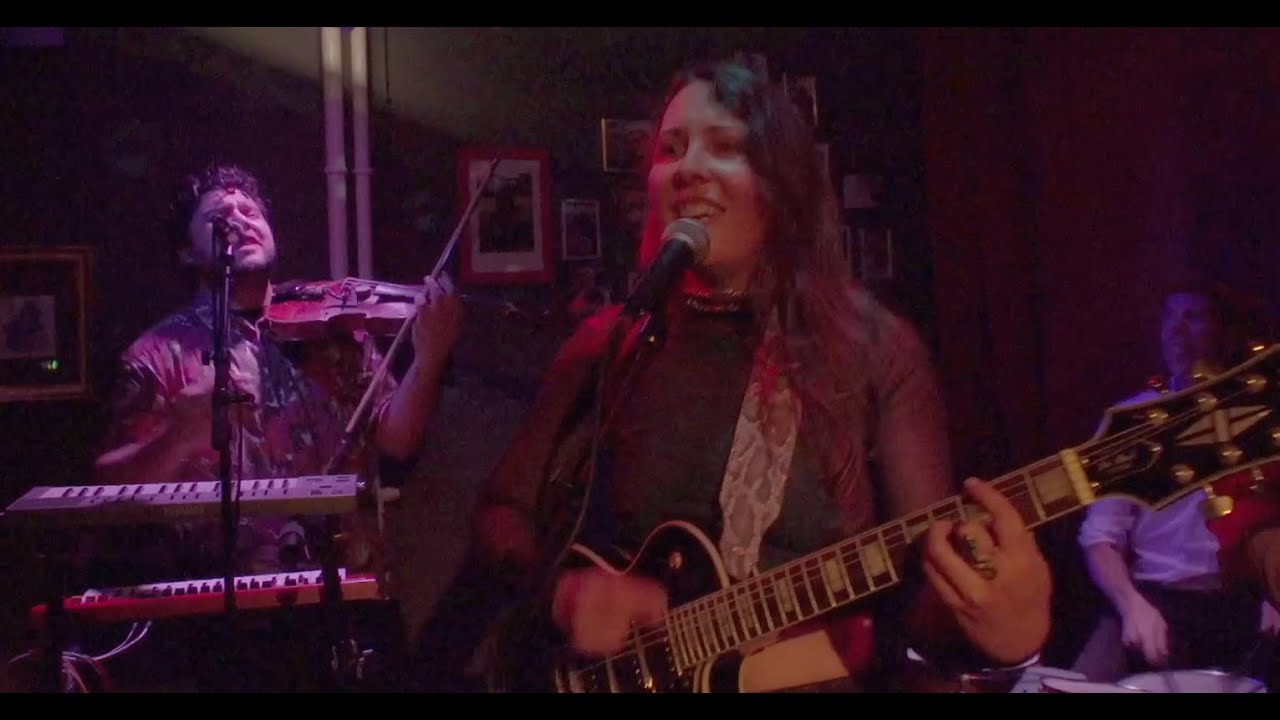 The Omedas live at Atomic Cafe