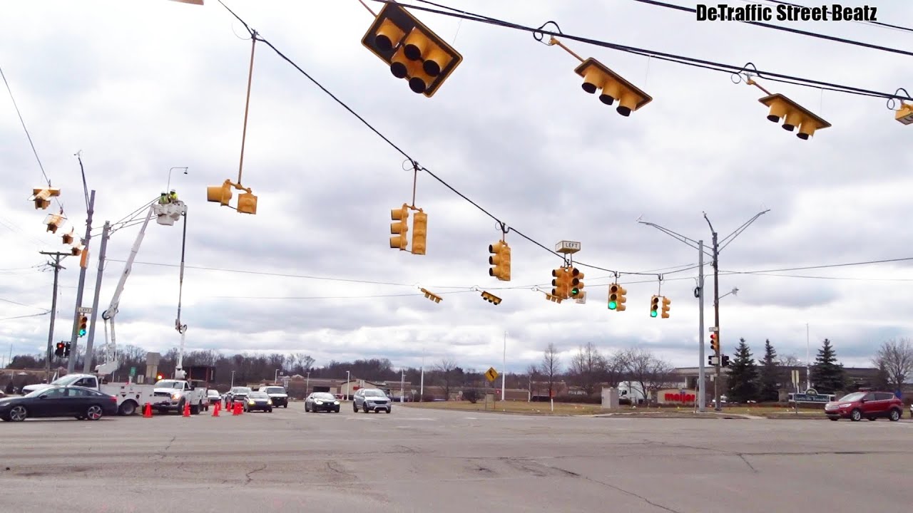 Traffic Lights Before Upgrade to New Dog House & Left Turn Signals | 8 Mile & Haggerty