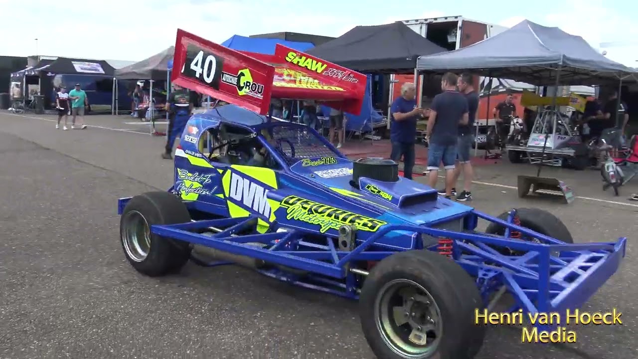 Venray World Cup Weekend pits op zaterdag.