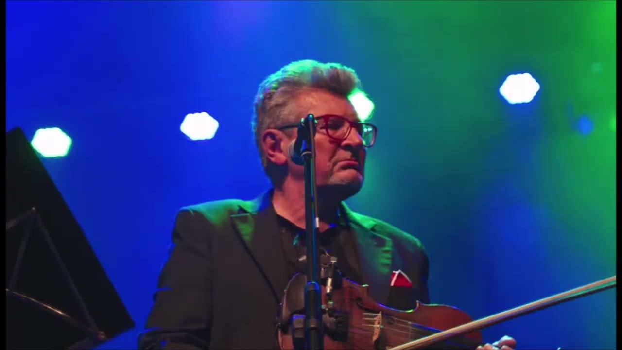 Skaldowie - Nie domykajmy drzwi ( live 2021 r )