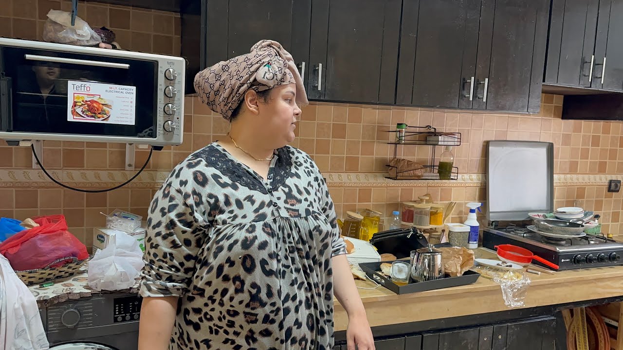 شتاء ولبرد مشيت عند سمية لقيتها تتغوت 😡بسباب امينة ايمان 😡امي اخرة مرة هدا شي😭