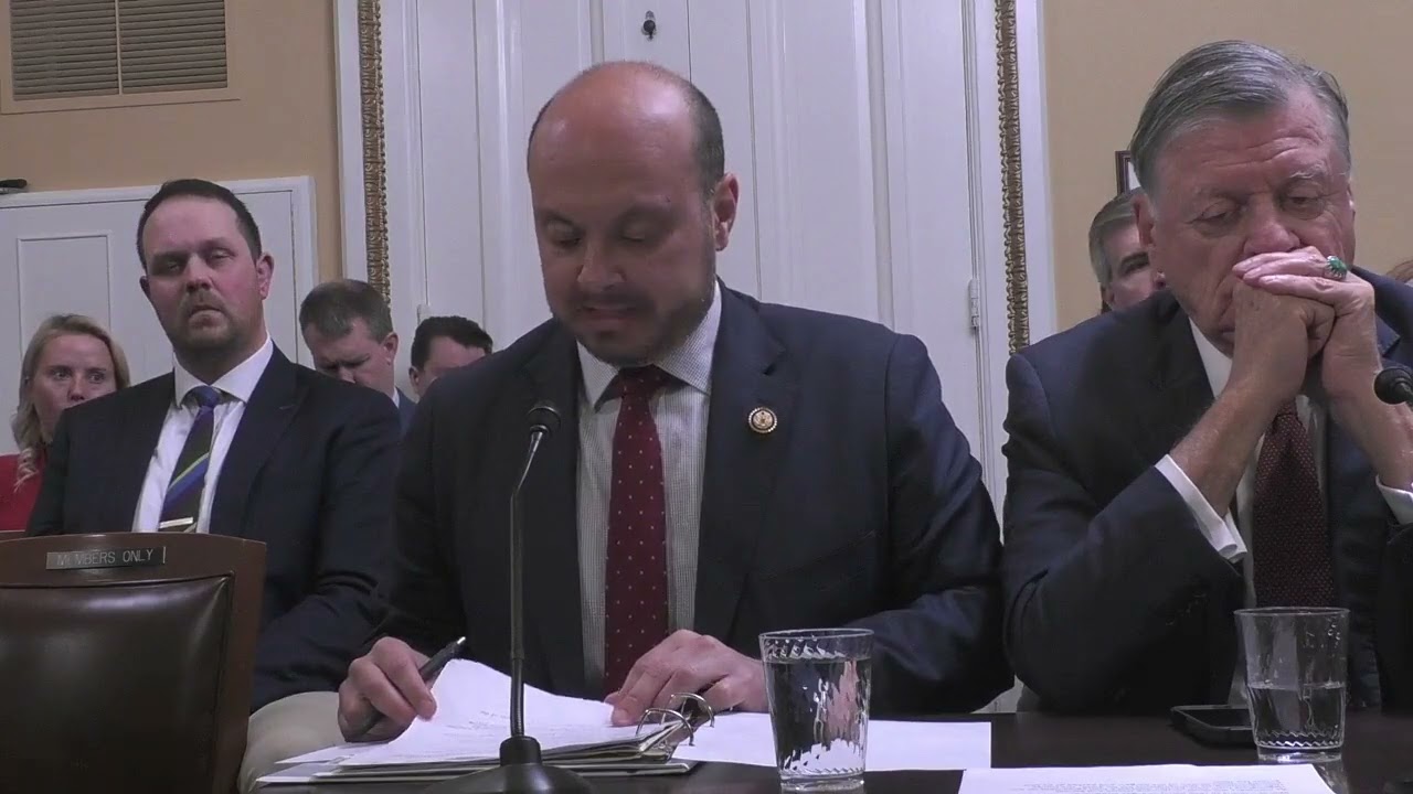 Chairman Garbarino Testifies Before Rules Committee in Support of Rep. Mackenzie's DHS Resolution