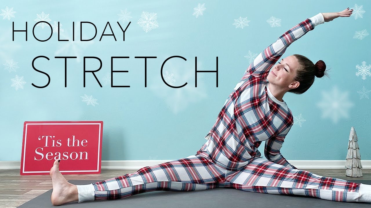 EVENING STRETCH with Christmas Music! (Bedtime Yoga Class)