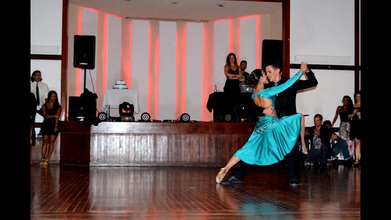 Fabiano Vivas e Kelly Reis - Bolero routine show