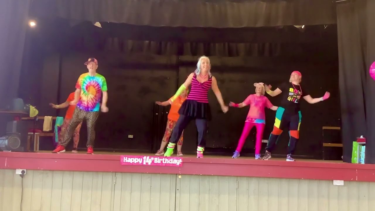 zumba®️/Zumba®️ Gold Valerie - Mark Ronson ft. Amy Winehouse
