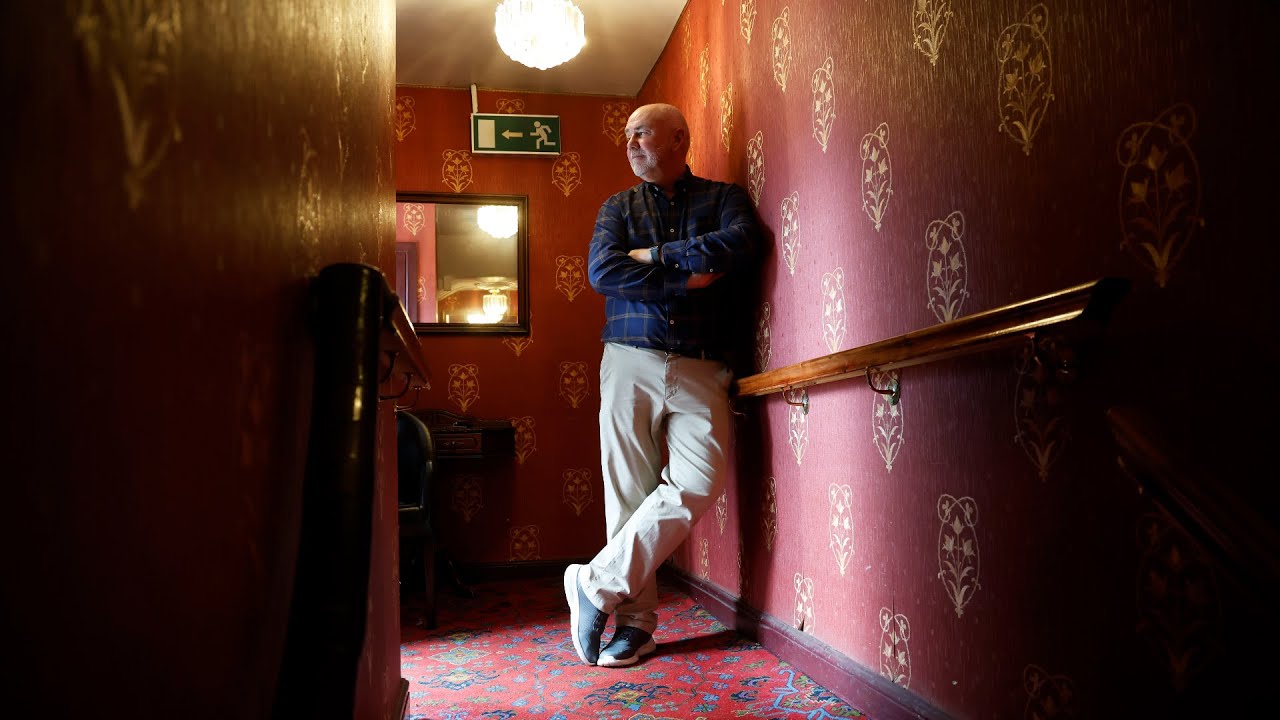 'I'll be the last person to close the door': Dublin Conservative Society to close after 141 years