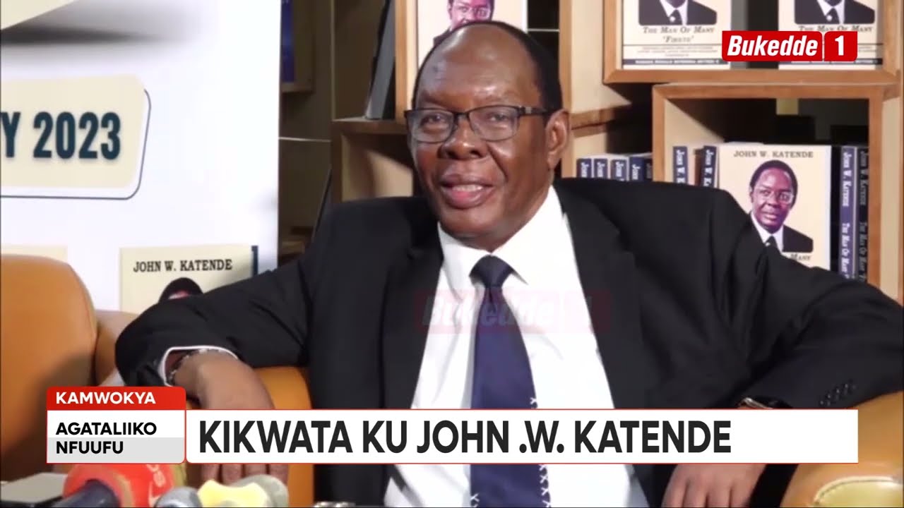 Agataliikonfuufu BART KATUREEBE ATONGOZZA EKITABO KYA MUNNAMATEEKA  J. W. KATENDE