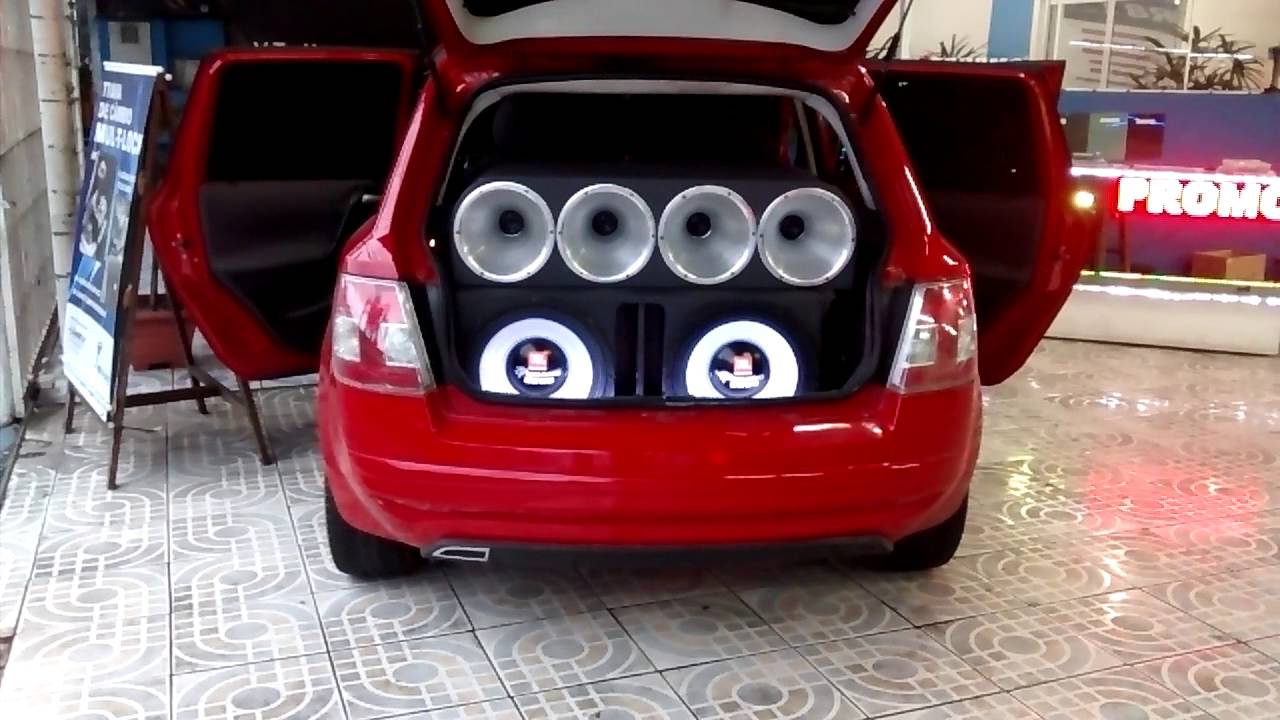 Som automotivo stilo 4 jarao tornado 2200