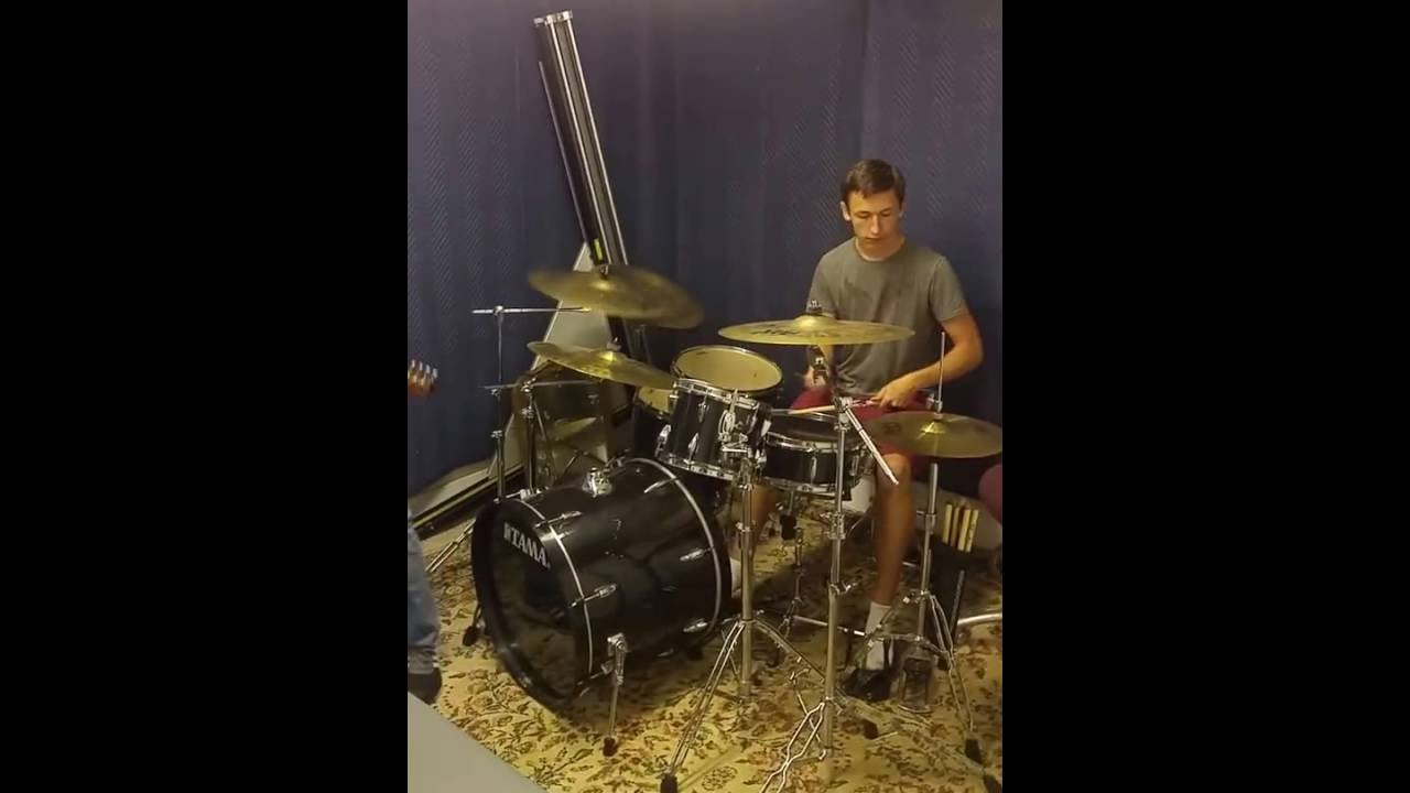 George Valentino playing with top L.A studio drummer.