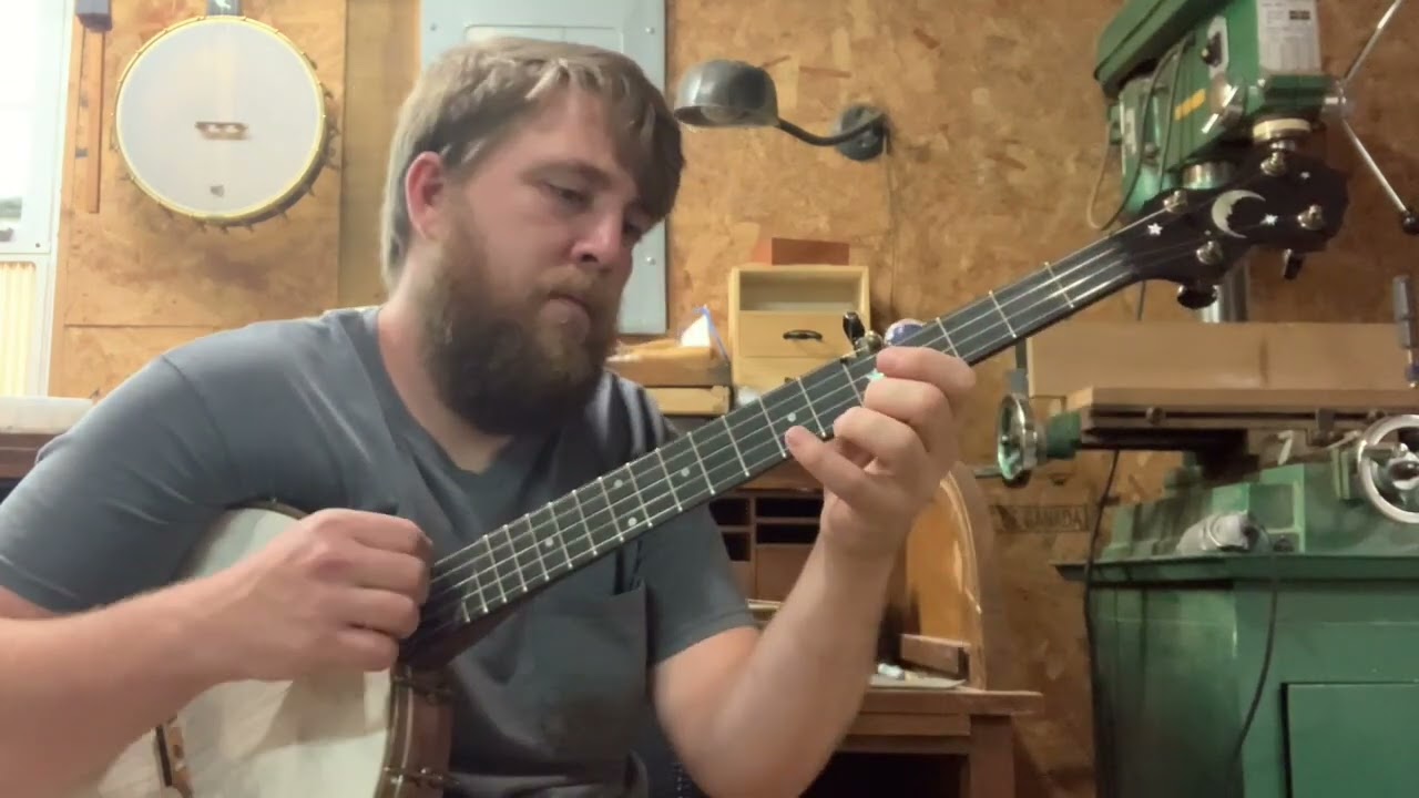 Comparing our last 6 banjos - Clawhammer