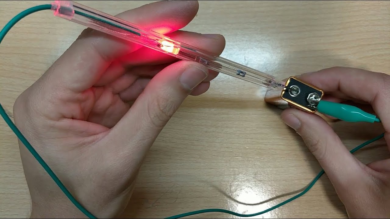 FABRICACIÓN BUSCAPOLOS/LAMPARA DE COMPROBAR